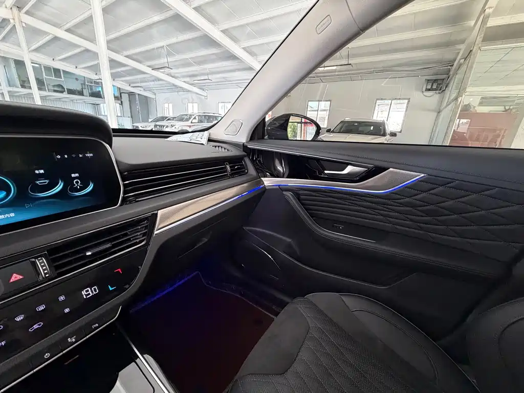 Hongqi Hongqi HS5 — миниатюра 14