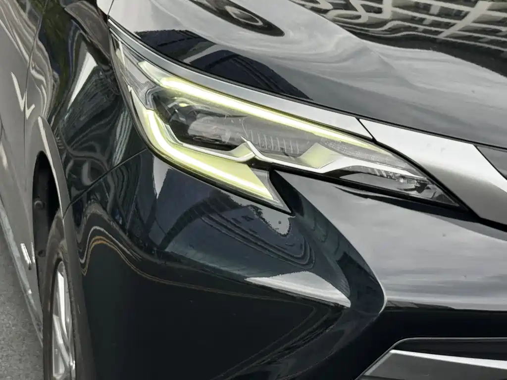Toyota Sienna 2021 2.5L Luxury