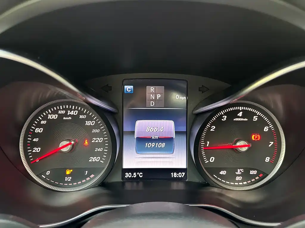 Mercedes-Benz GLC — миниатюра 18