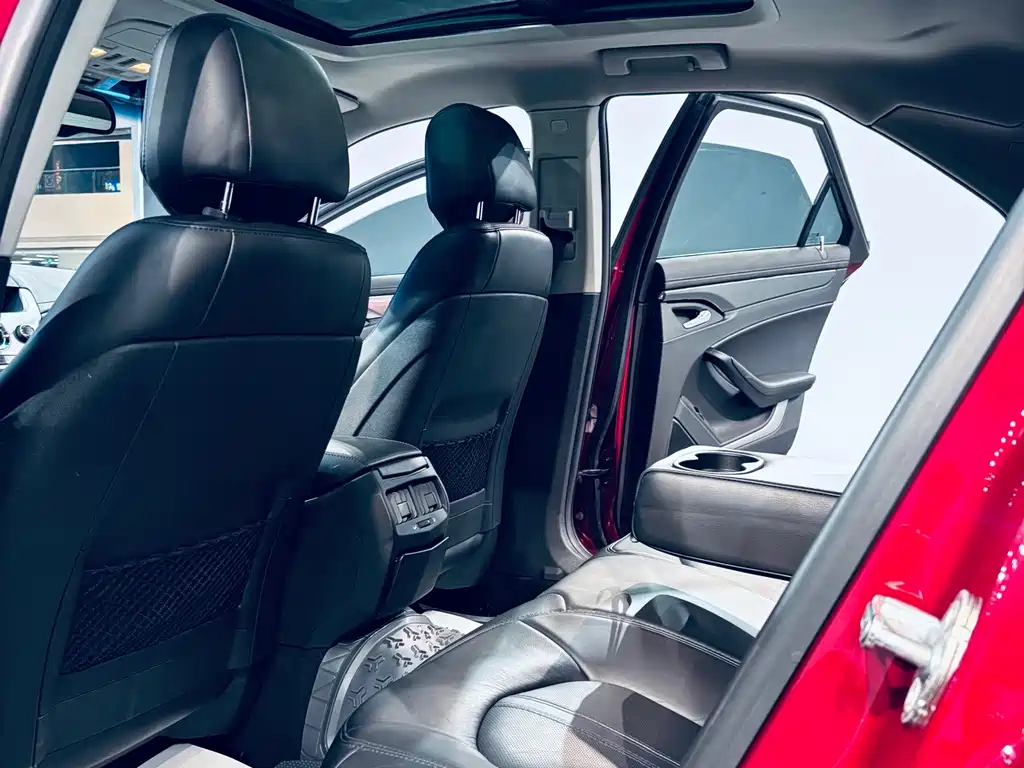 Cadillac CTS — миниатюра 11