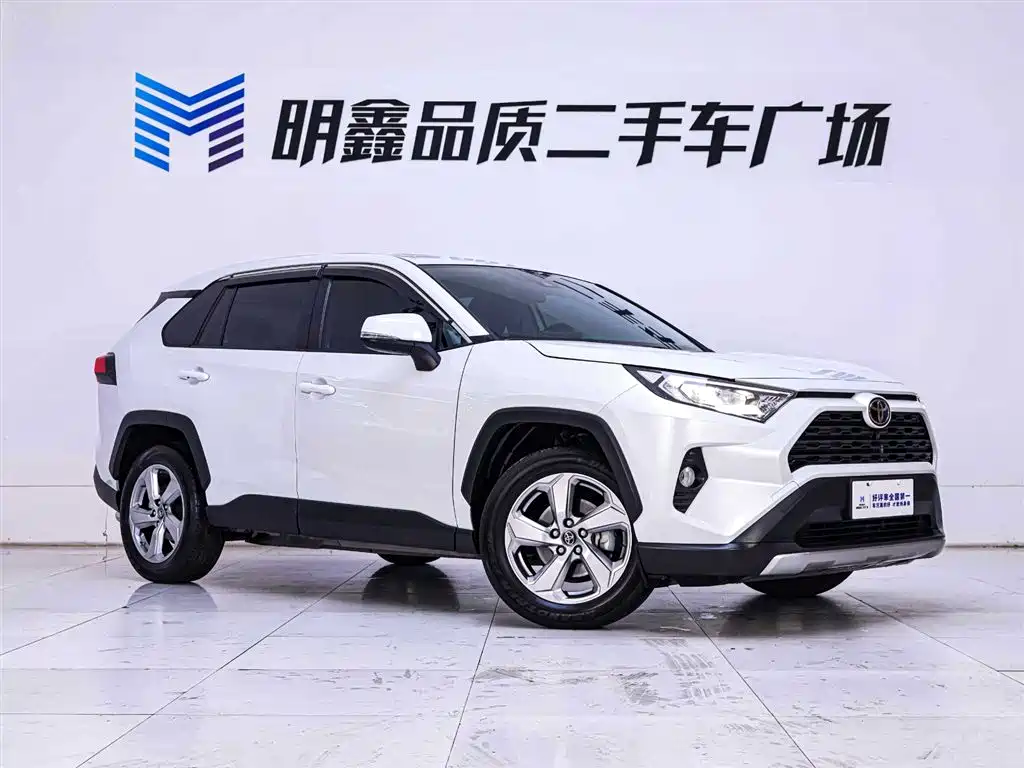 Toyota RAV4 2021 2.0L CVT PLUS