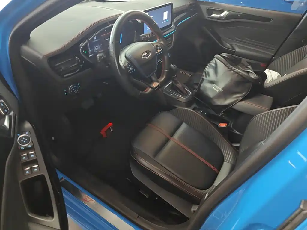 Ford Focus — миниатюра 15
