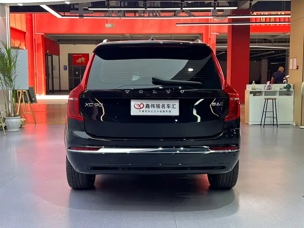 Volvo XC90 — миниатюра 16