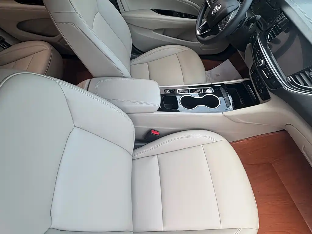 Buick Regal — миниатюра 7