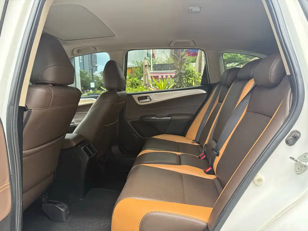 Honda Jade — миниатюра 7