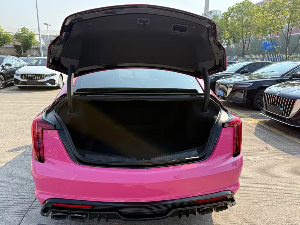 Cadillac CT5 — миниатюра 9