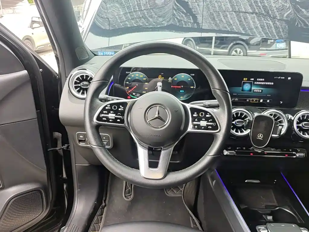 Mercedes-Benz EQB — миниатюра 11