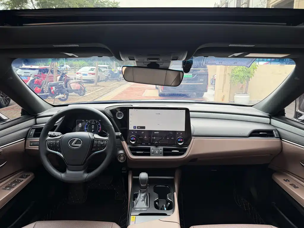 Lexus ES — миниатюра 5