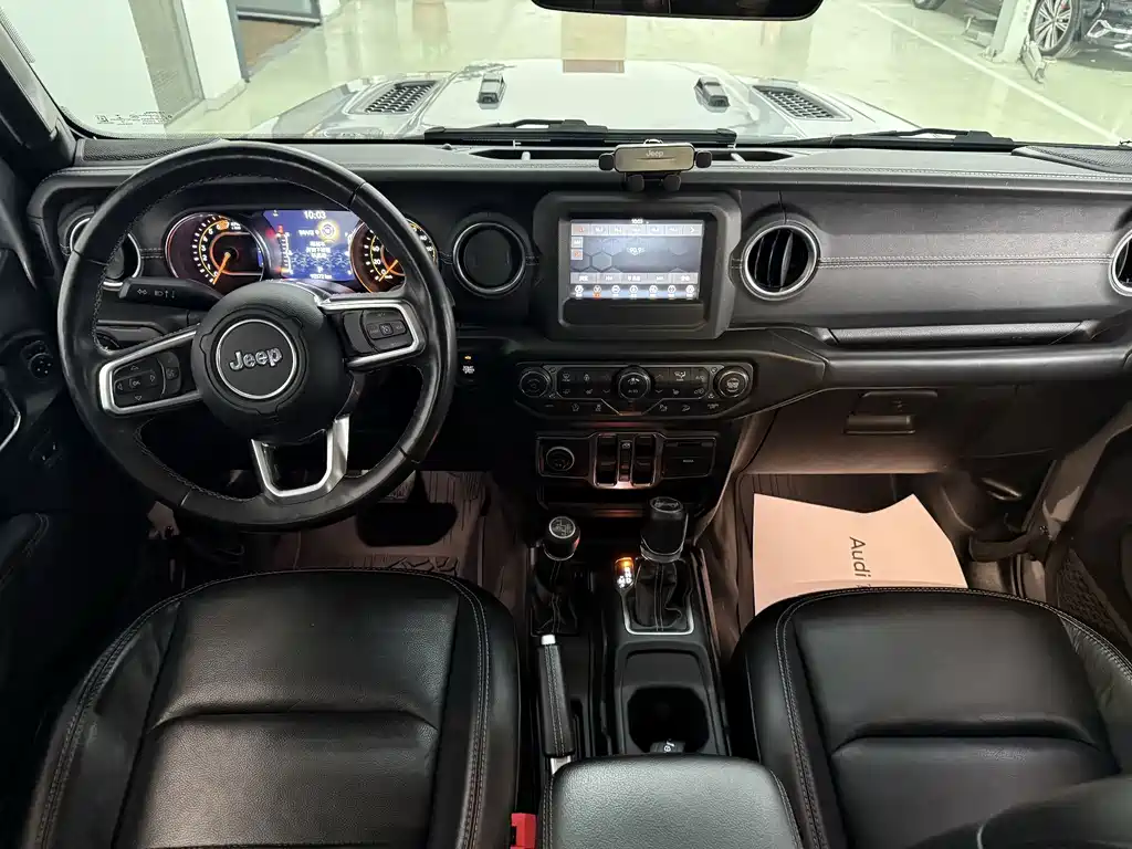 Jeep Wrangler — миниатюра 6