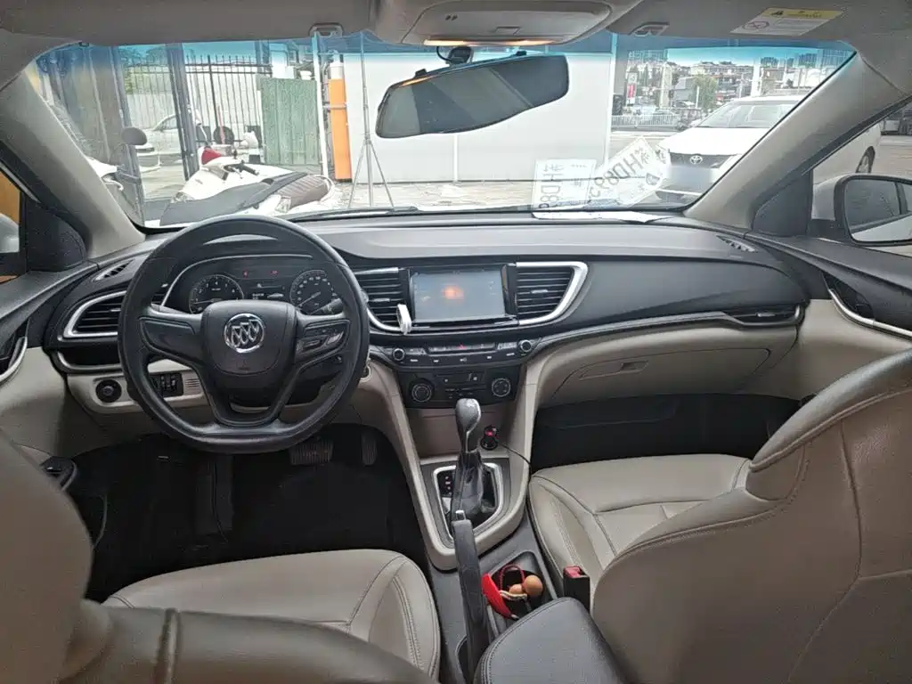 Buick Excelle — миниатюра 10