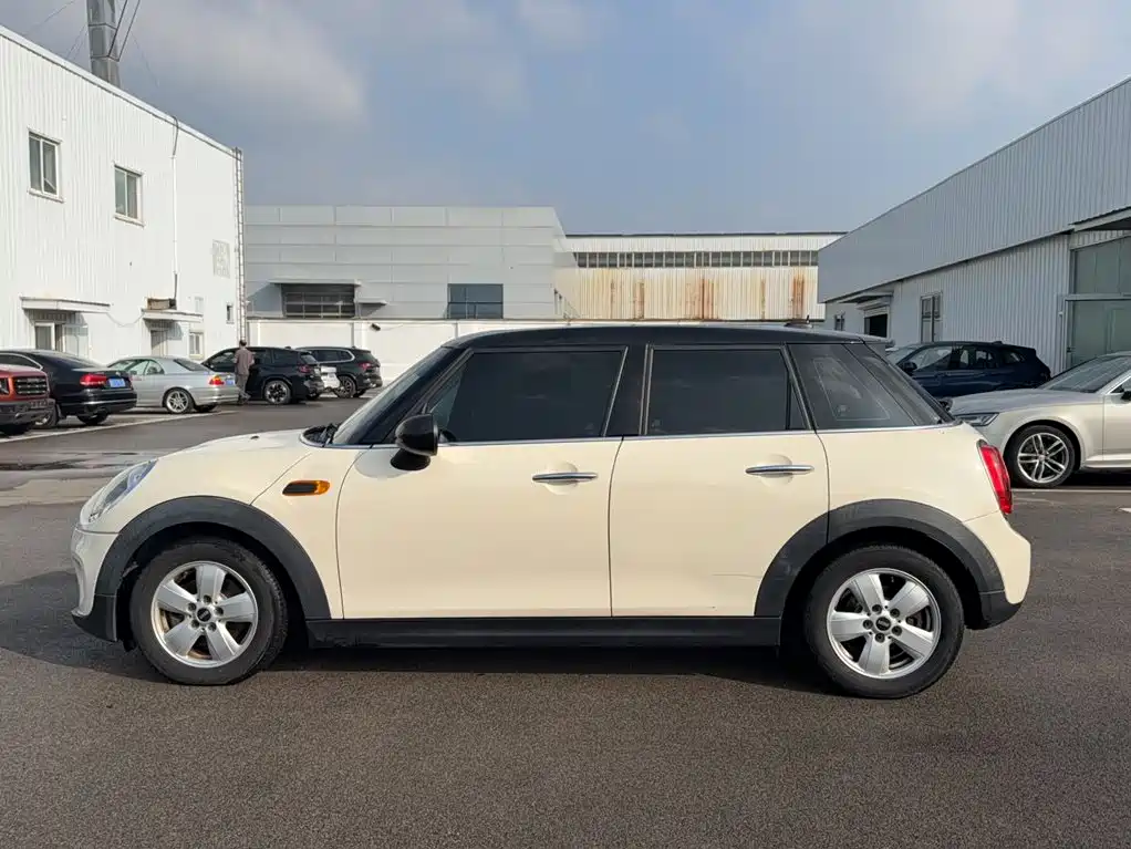 MINI Mini — миниатюра 8