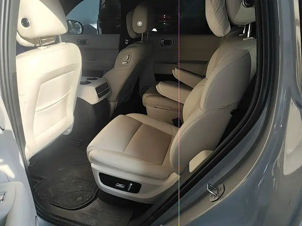 Li Auto Li L8 — миниатюра 17