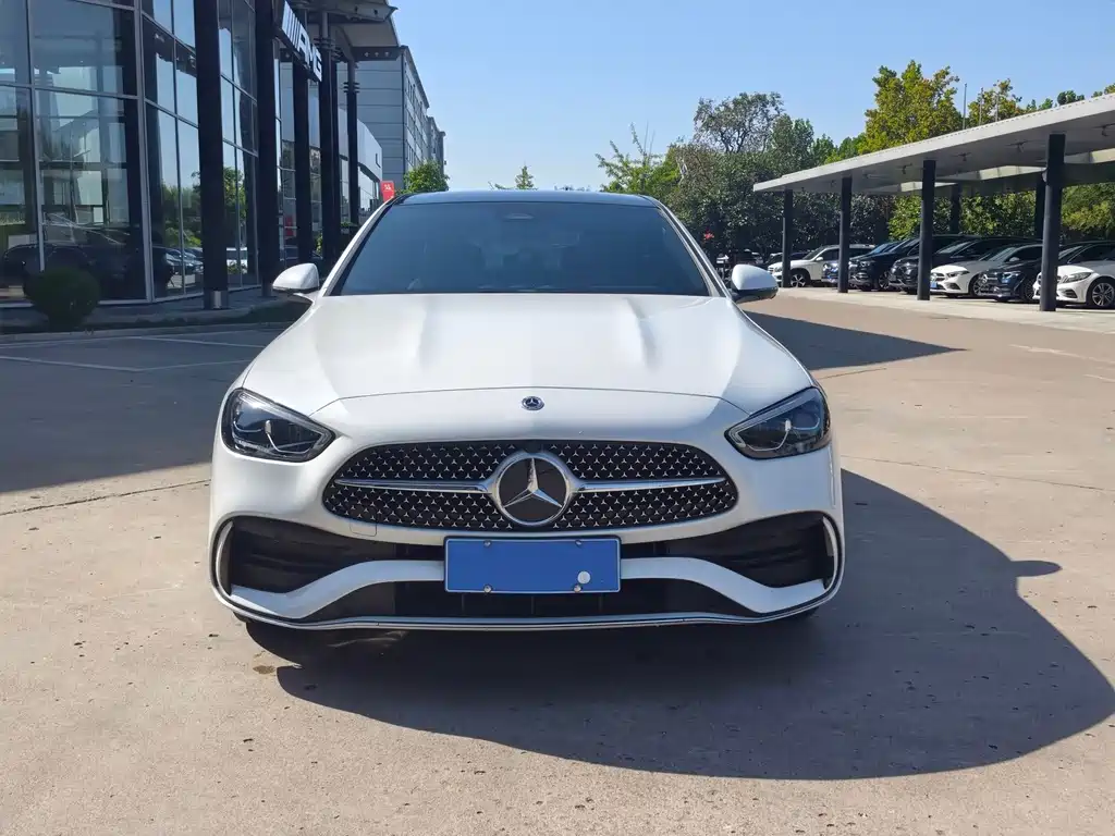 Mercedes-Benz C-Class — миниатюра 2