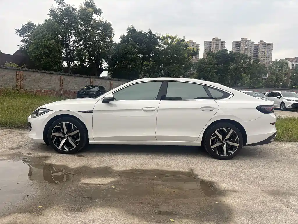 Volkswagen Lamando — миниатюра 4