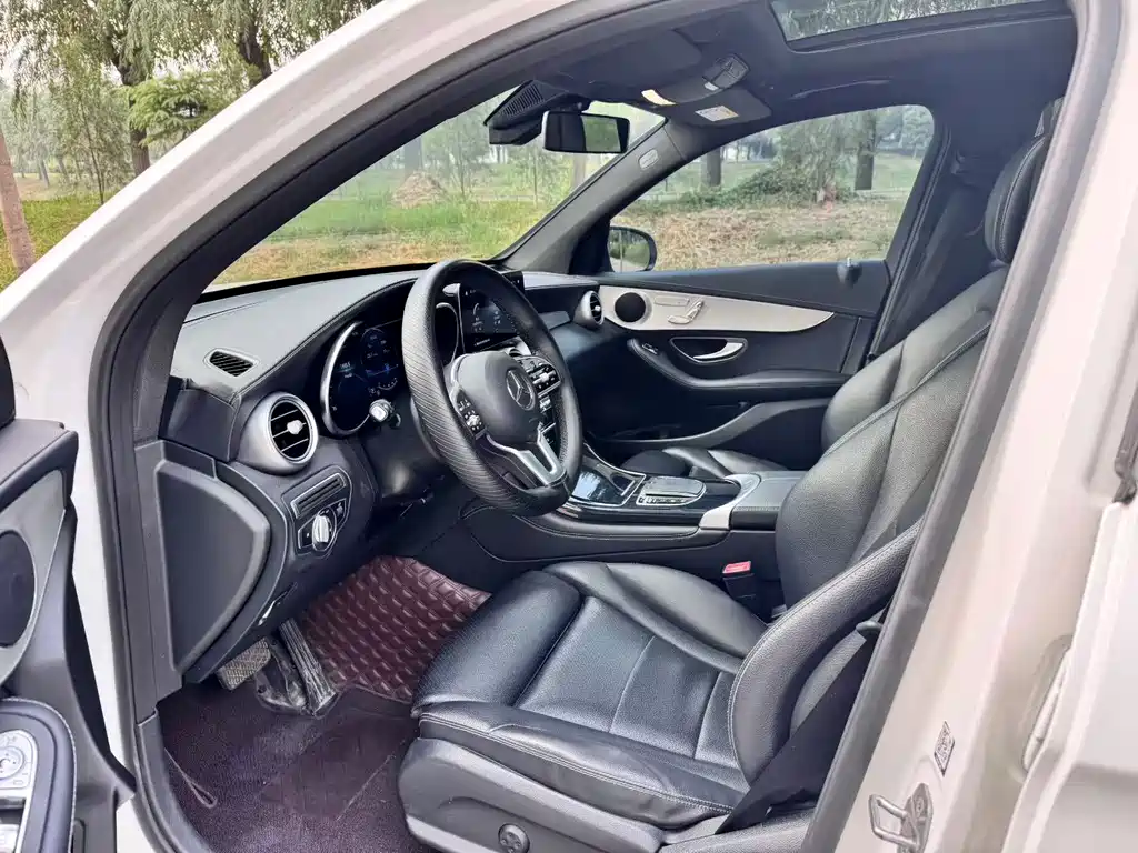 Mercedes-Benz GLC — миниатюра 3