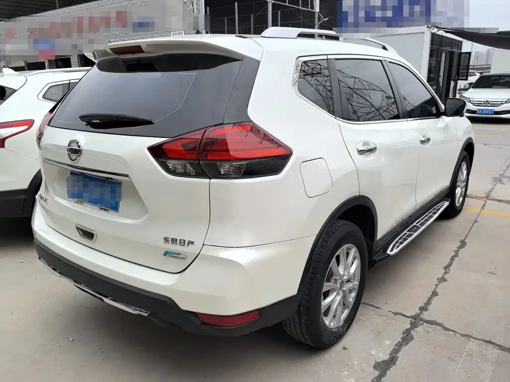 Nissan X-Trail — миниатюра 6