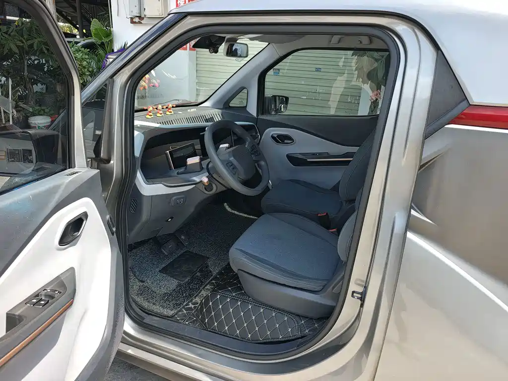 Baojun E200 — миниатюра 6