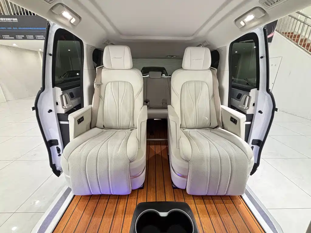 Buick GL8 Hybrid — миниатюра 14