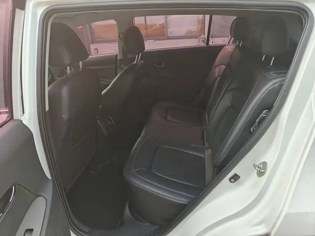 Kia Sportage — миниатюра 10