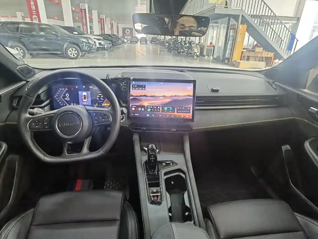 Lynk & Co 03 — миниатюра 16