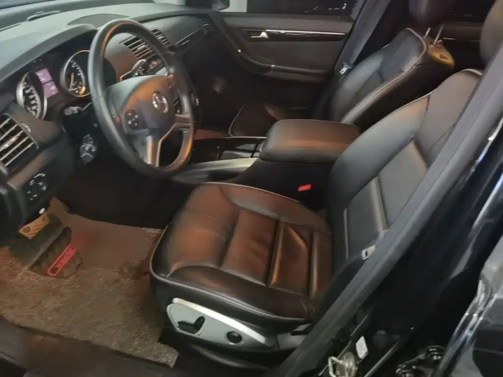 Mercedes-Benz R-Class — миниатюра 15