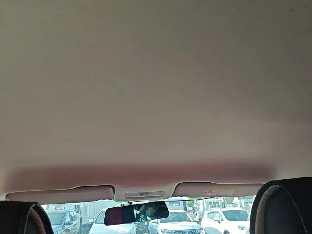 Volkswagen Santana — миниатюра 18