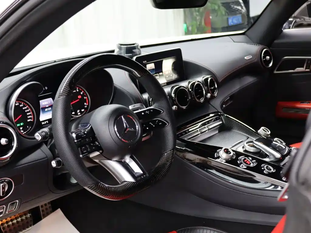 Mercedes-Benz AMG GT — миниатюра 9