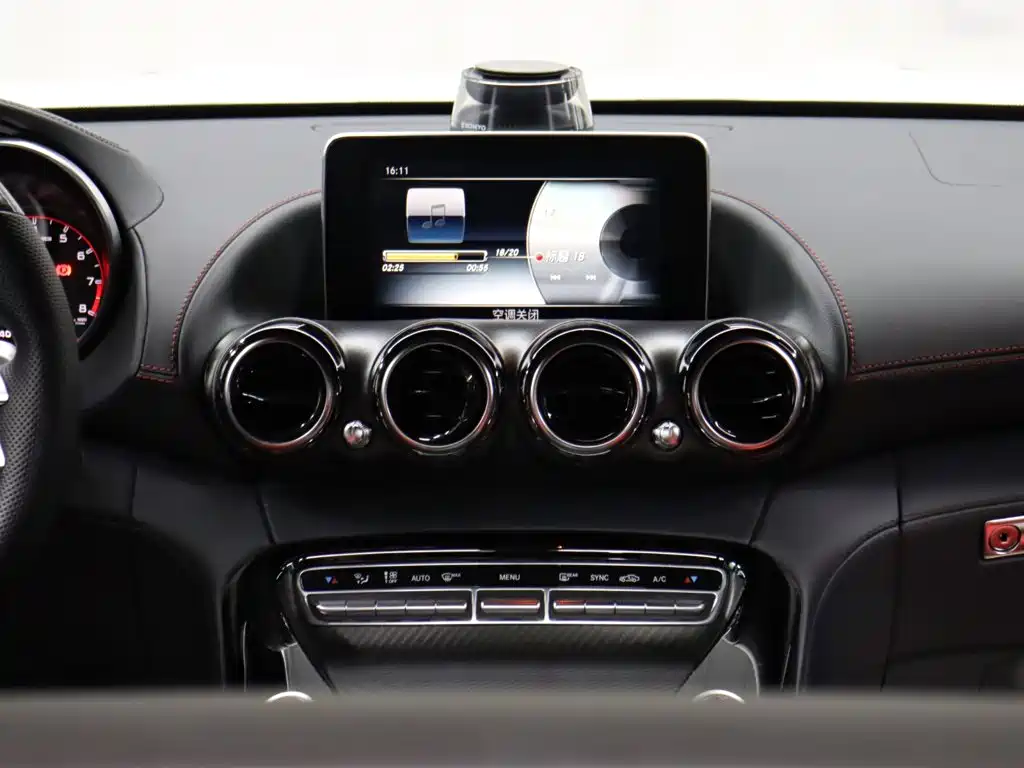 Mercedes-Benz AMG GT — миниатюра 16