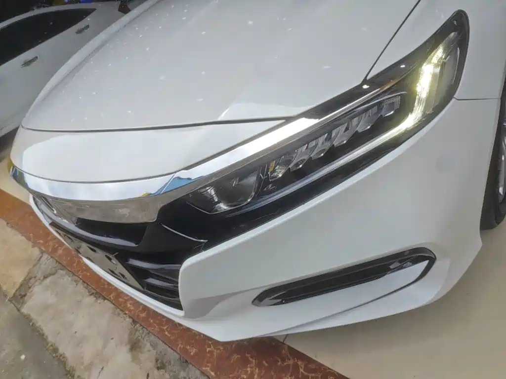 Honda Accord — миниатюра 24