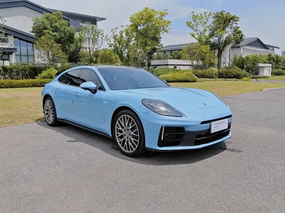 Porsche Panamera — миниатюра 6
