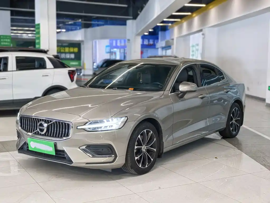 Volvo S60 2021