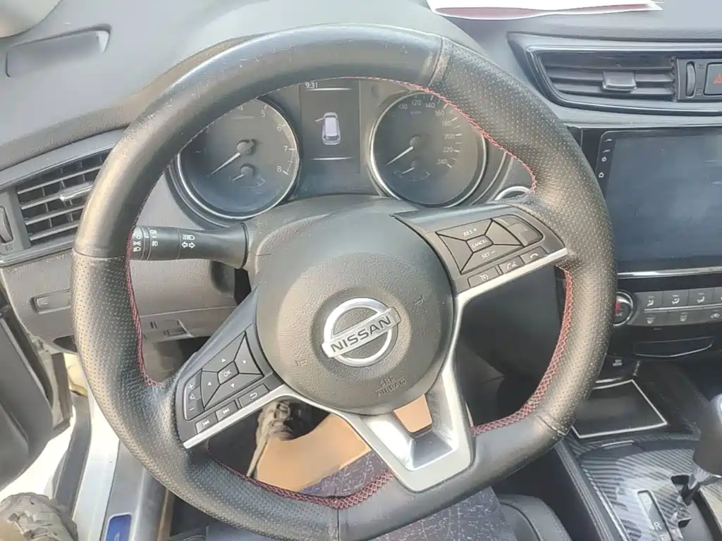 Nissan X-Trail — миниатюра 11