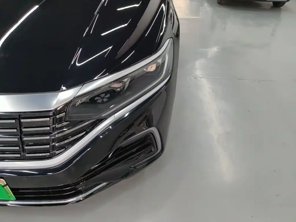 Volkswagen Passat PHEV — миниатюра 24