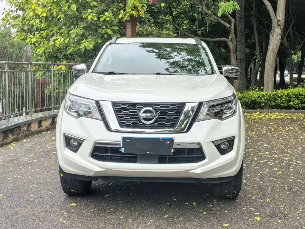 Nissan Terra — миниатюра 2