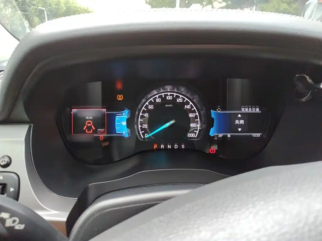 Ford Everest — миниатюра 4