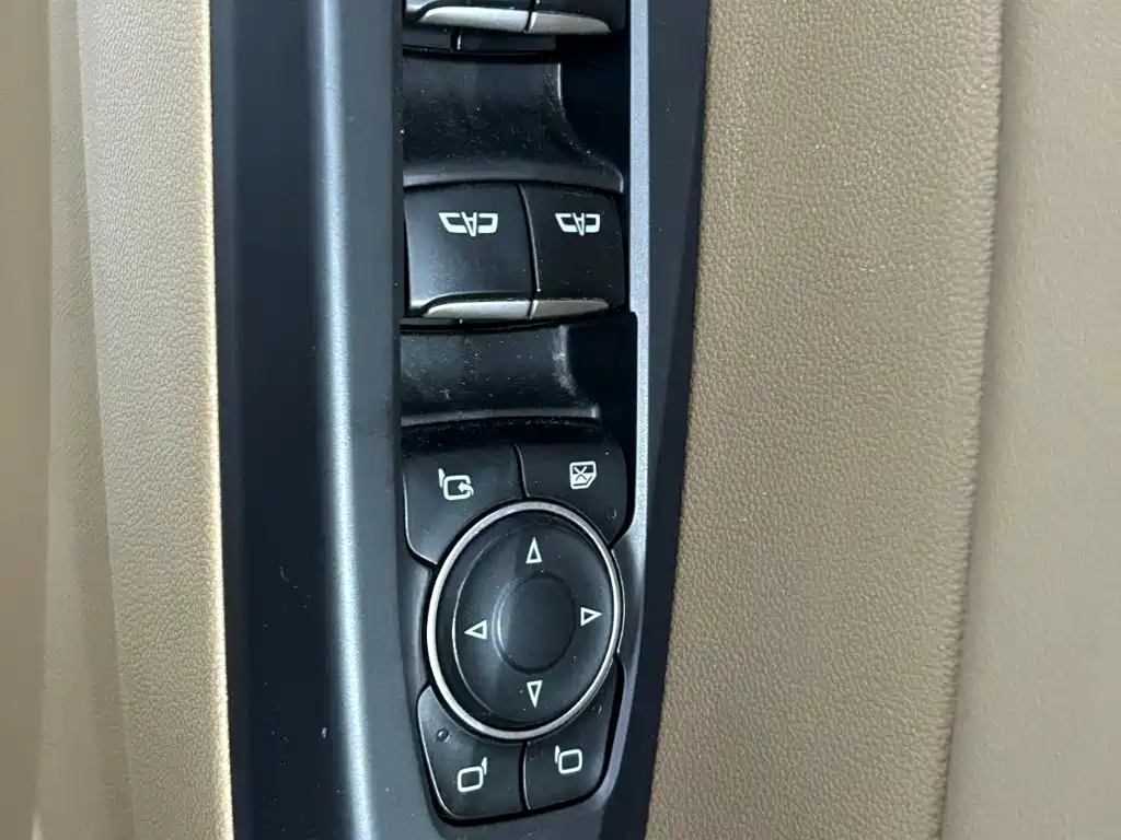 Buick GL8 — миниатюра 14