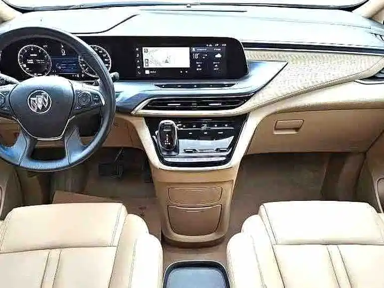 Buick GL8 — миниатюра 3