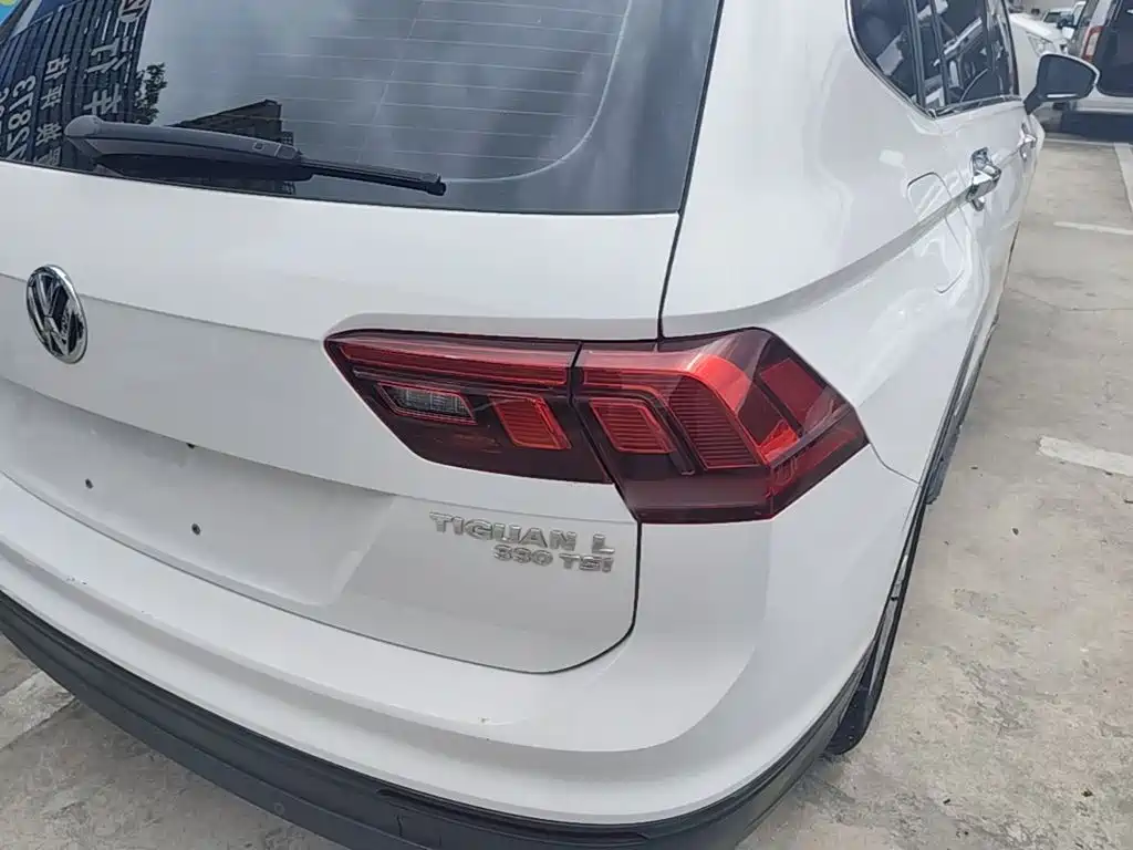 Volkswagen Tiguan L — миниатюра 8