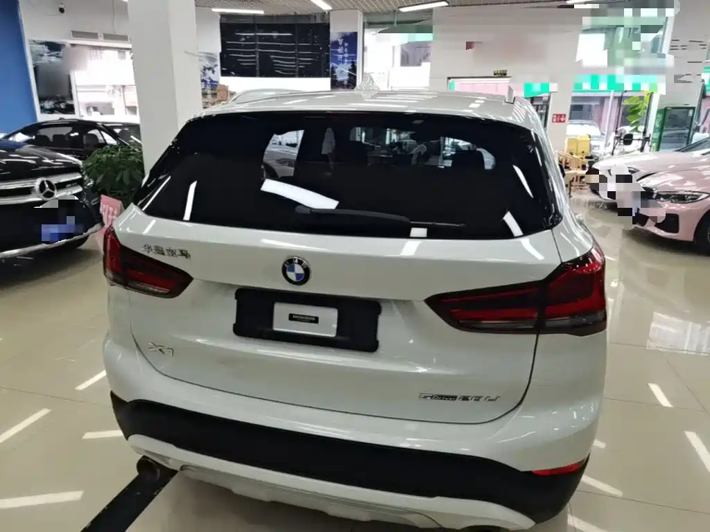 BMW X1 — миниатюра 6