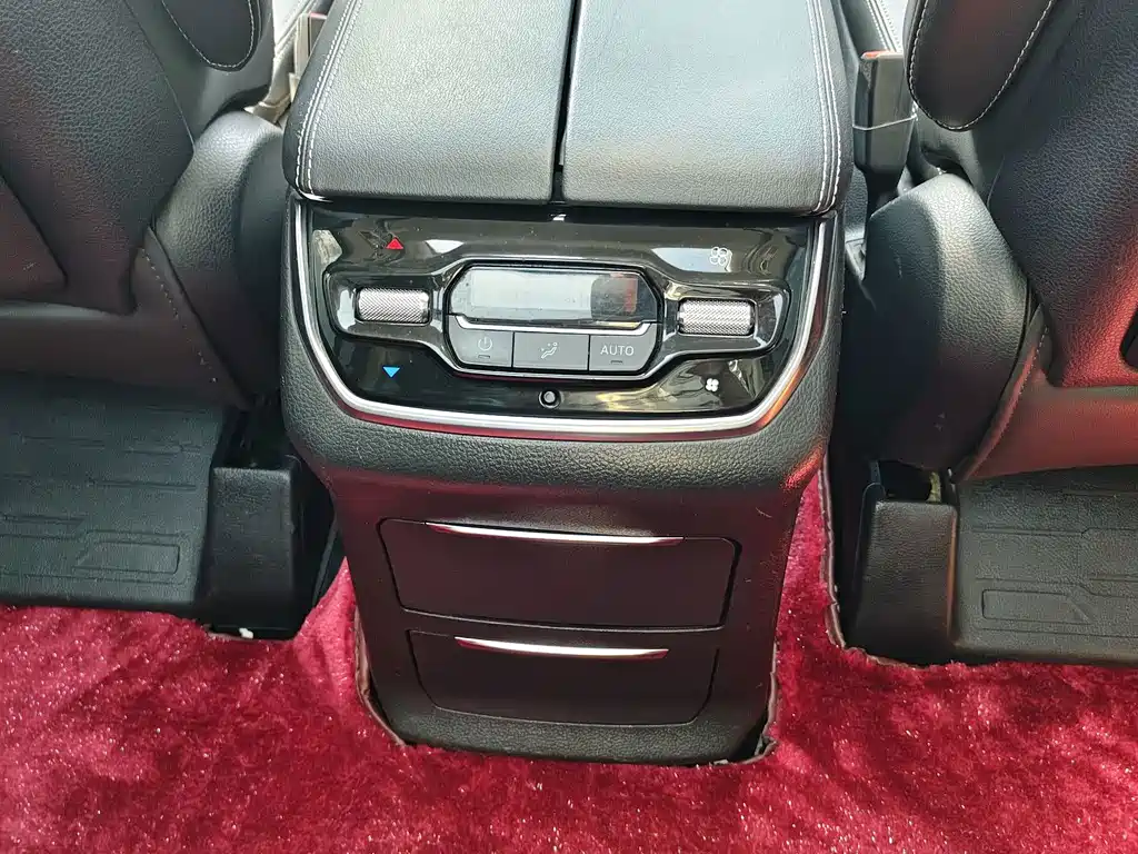 MAXUS G20 — миниатюра 13