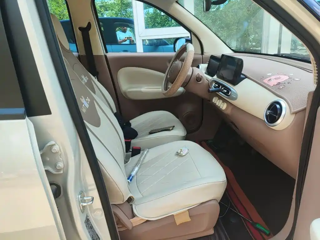 Wuling MINIEV — миниатюра 25