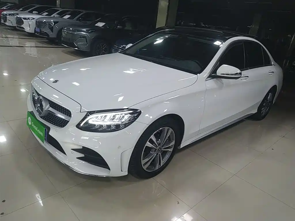 Mercedes-Benz C-Class 2021