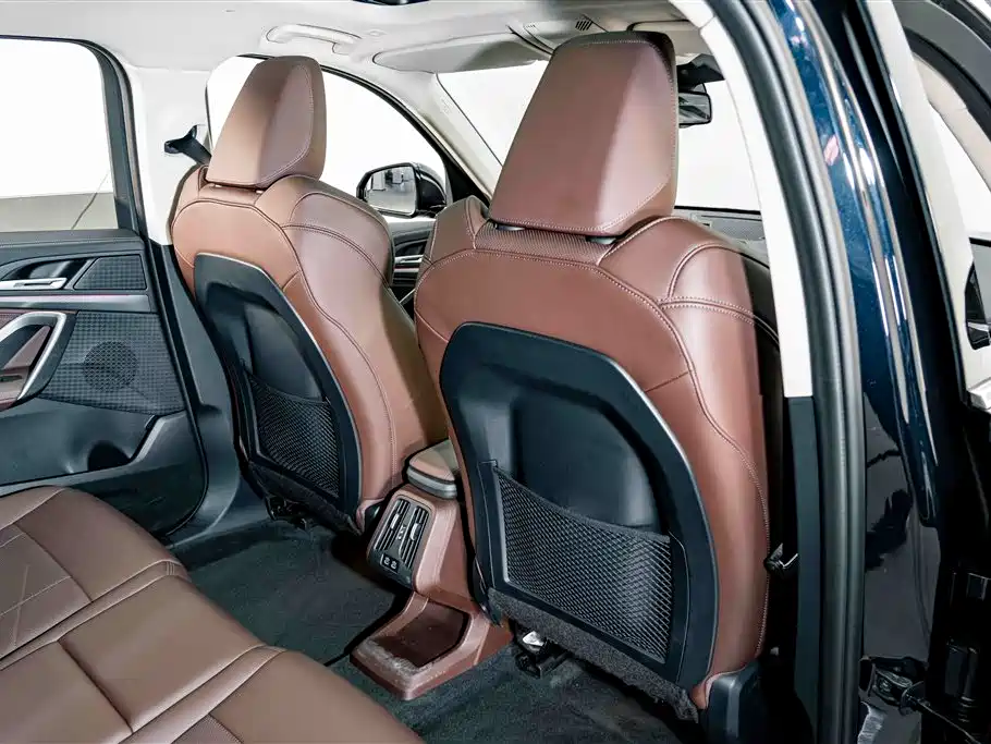 BMW iX1 — миниатюра 18