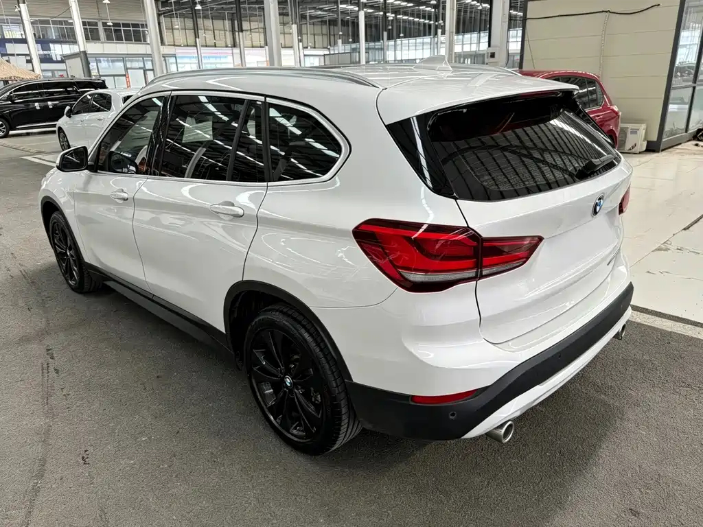 BMW X1 — миниатюра 13