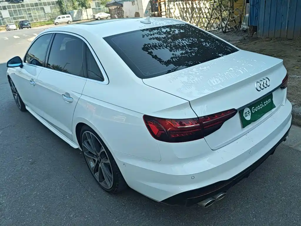 Audi A4L — миниатюра 5