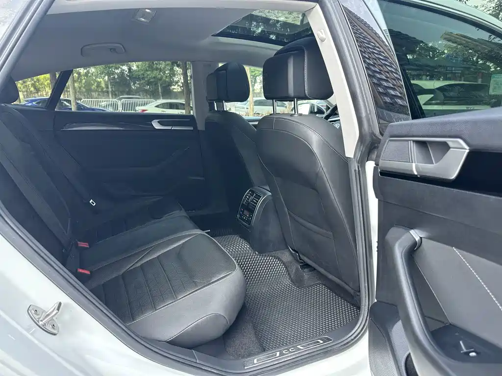 Volkswagen FAW - Passat CC CC 2021 380TSI 30