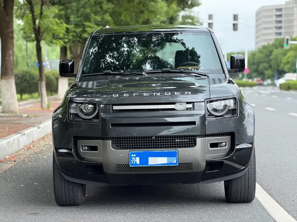 Land Rover Defender — миниатюра 2