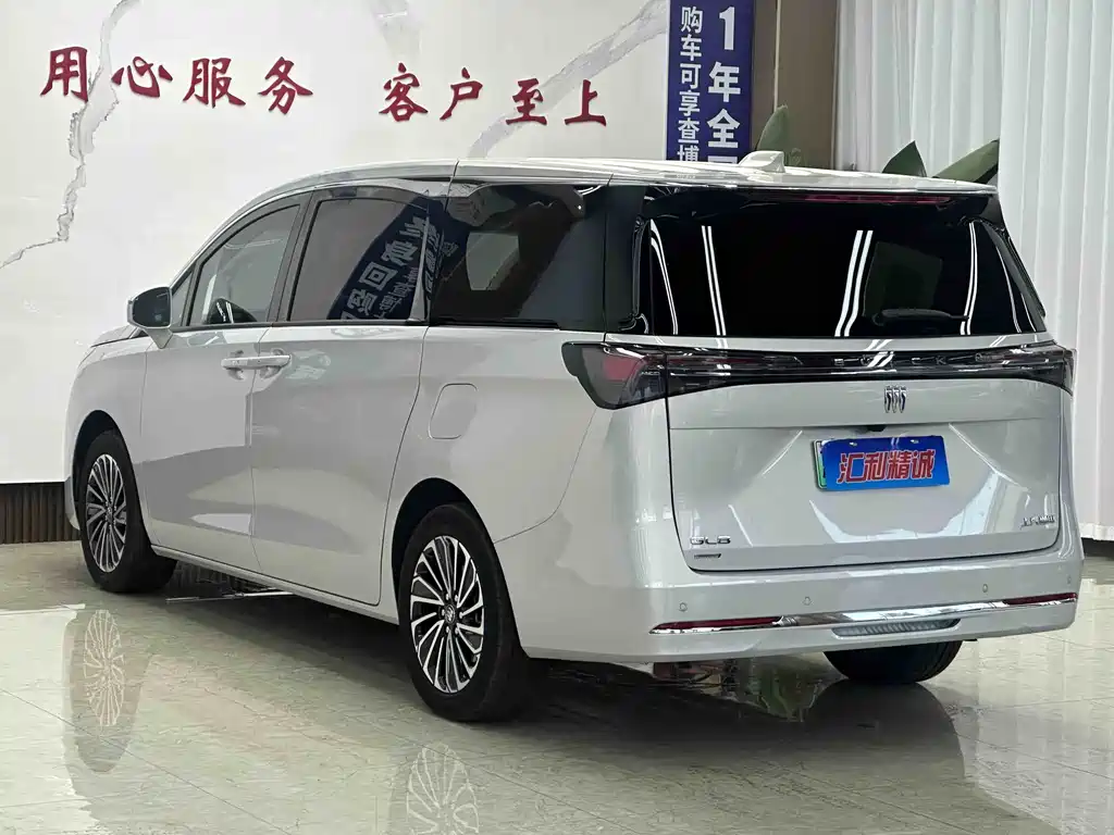 Buick GL8