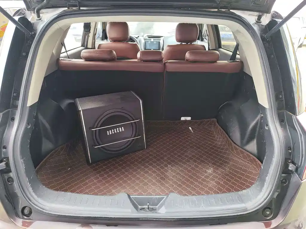 Geely GX7 — миниатюра 7