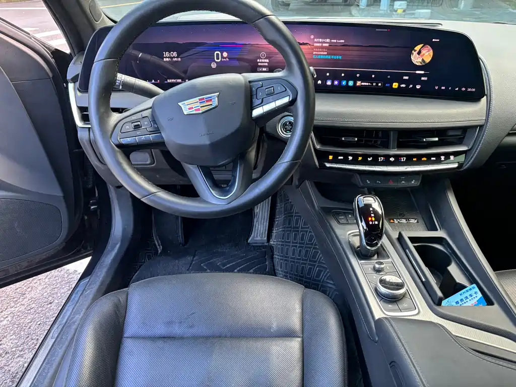 Cadillac CT5 — миниатюра 8